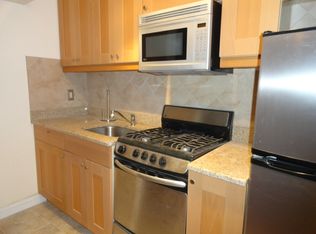 2320 Hoyt Ave S, Astoria, NY 11102