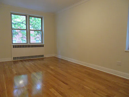 Rented by Stonehenge NYC LLC | media 8
