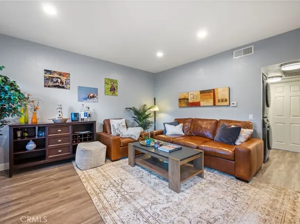 158 Maegan Pl APT 7, Thousand Oaks, CA 91362