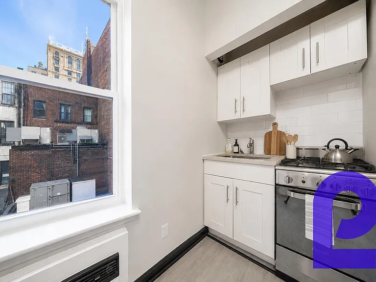 309 W 43rd St #2C — Photo 2