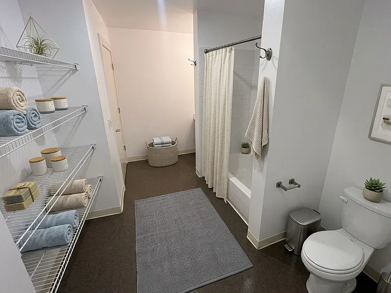 1201 Pine St #463 — Photo 4