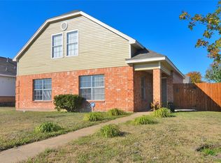 10331 Glenn Vista Dr, Dallas, TX 75217