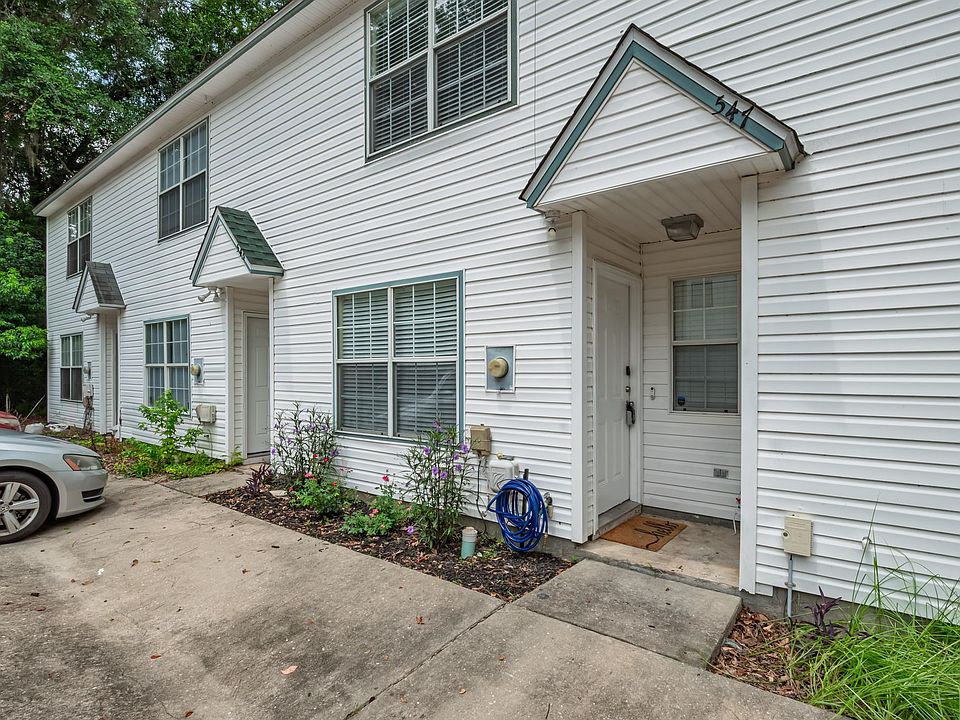 1st image of 547 Collinsford Rd #15