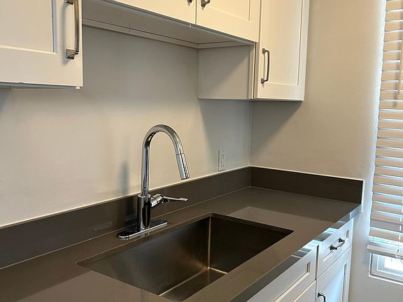 3rd image of 13000 Valleyheart Dr APT 21