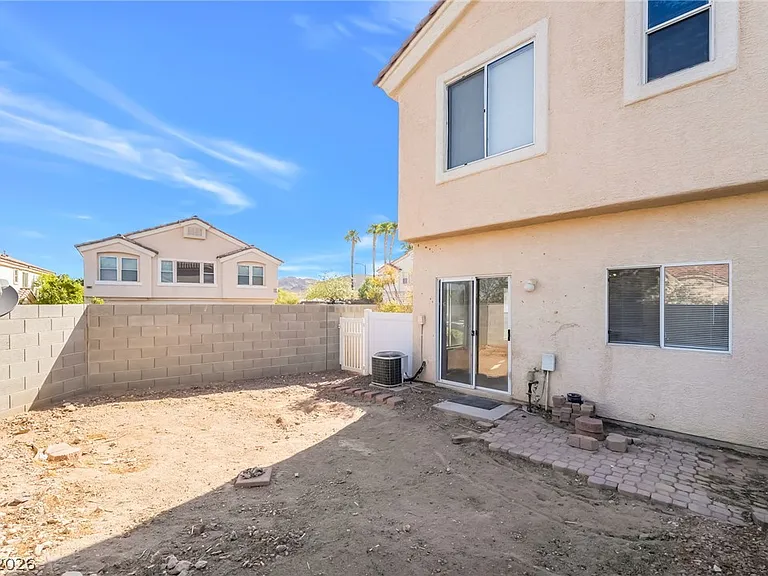 1658 Lefty Garcia Way — Photo 19