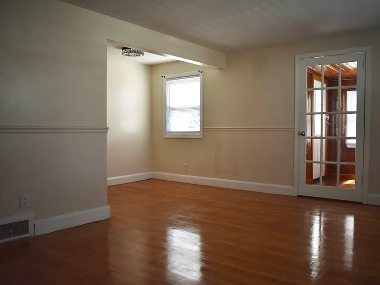 63 Tyler St #1 — Photo 4