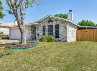 10208 Aurora Dr, Fort Worth, TX 76108