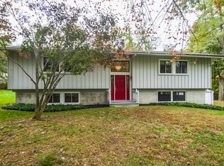 4 Tamarack Dr, Hopewell Junction, NY 12533