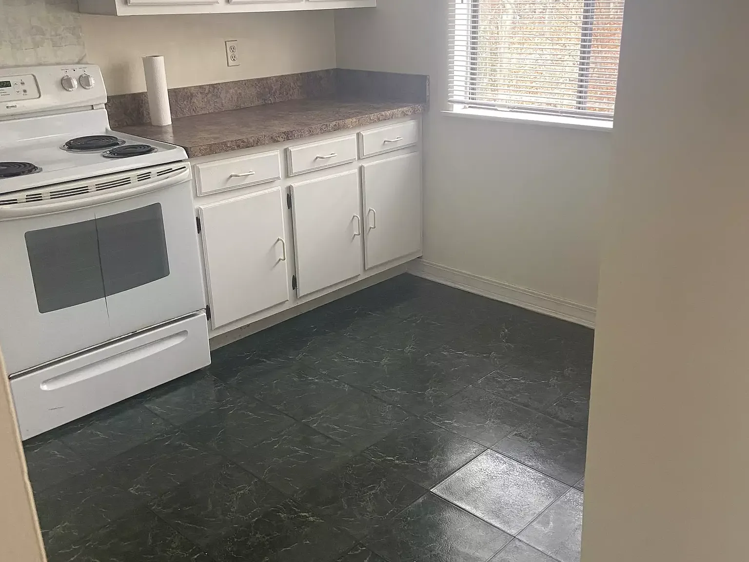 1 bed, 604 sqft, $1,700 — Photo 4