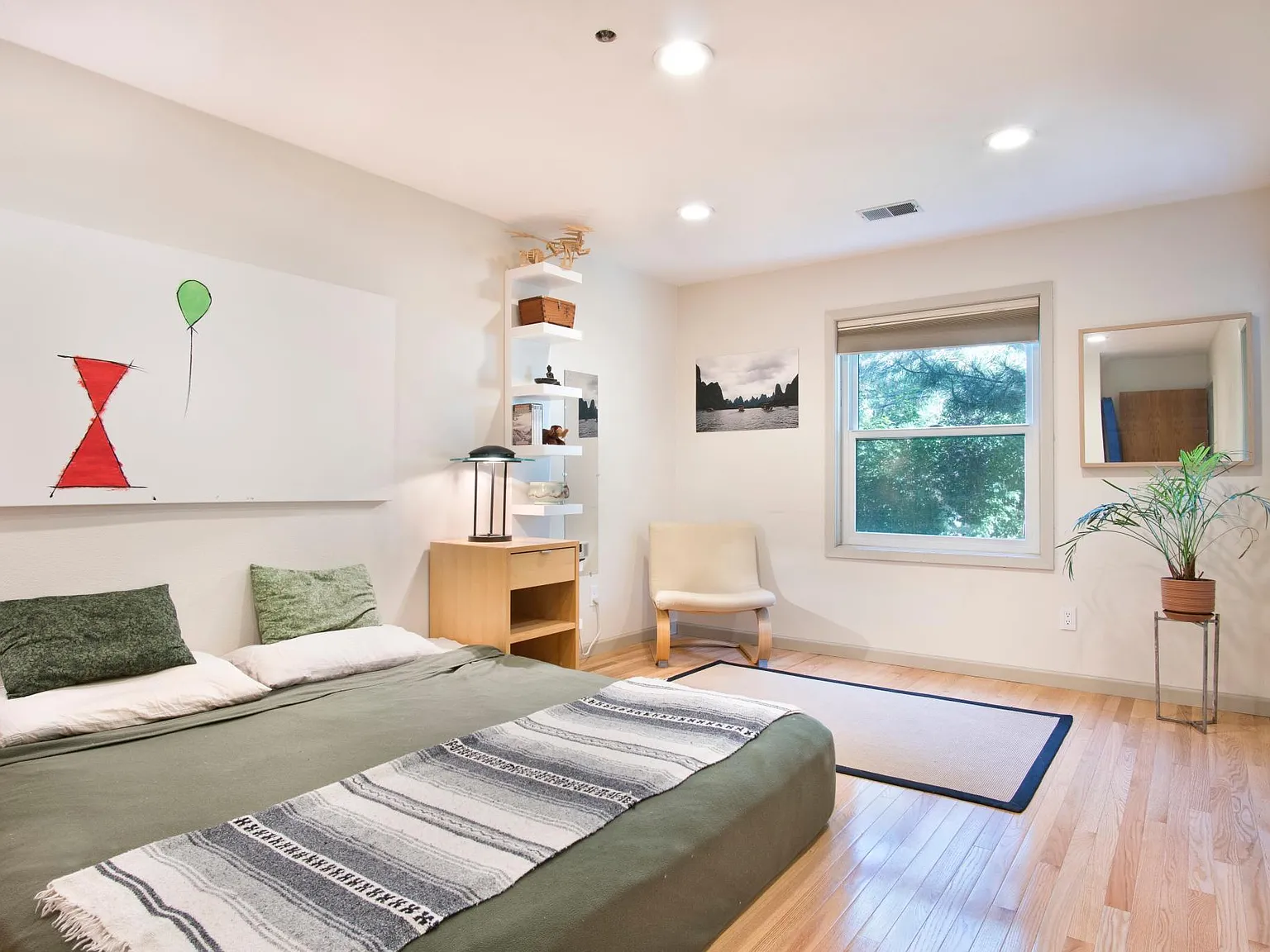 2 bed, 897 sqft, $2,550 — Photo 4