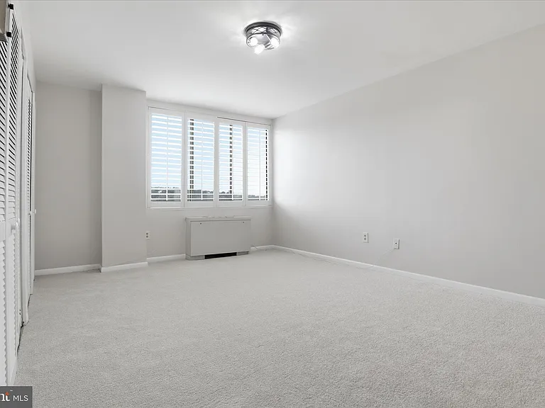 6641 Wakefield Dr #703 — Photo 37