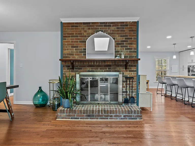 1105 N Glenwood Trl — Photo 25