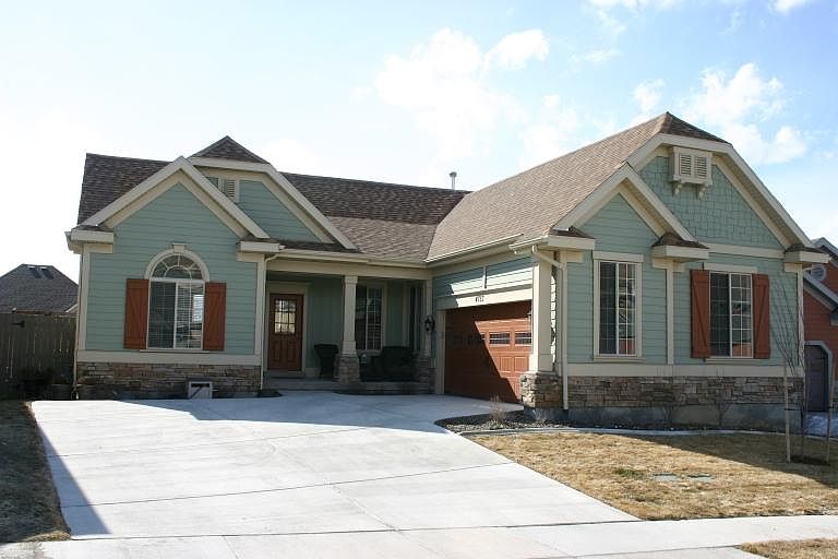 1st image of 4753 N Shady Hollow Ln