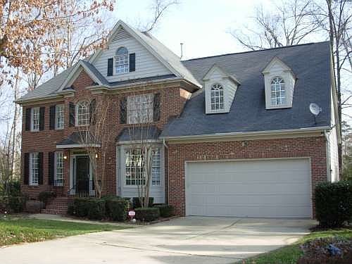 2nd image of 104 Greycliff Ct