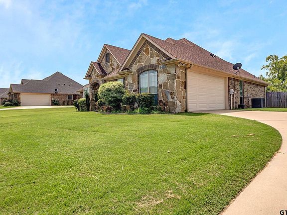 3rd image of 158 Zambezi Ln