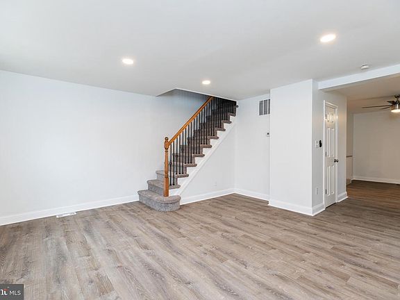 3rd image of 711 Yeadon Ave
