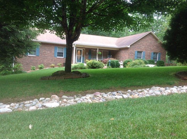 1st image of 2316 Fox Creek Dr