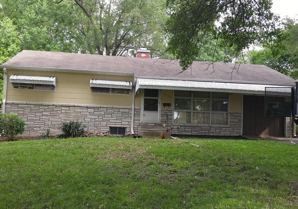 1st image of 7307 E 111th Ter
