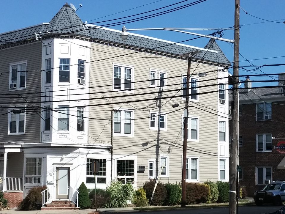 1st image of 74 Franklin Ave APT 1