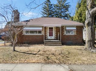 2340 10th St, Cuyahoga Falls, OH 44221