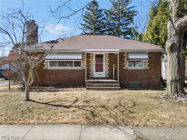 2340 10th St, Cuyahoga Falls, OH 44221