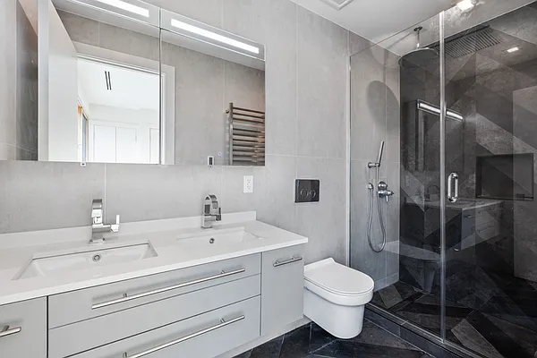 Sold by Douglas Elliman | media 18