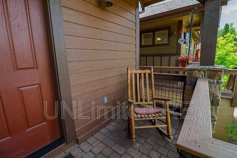 Building Photo - 2429 W Bruce Balle Dr
