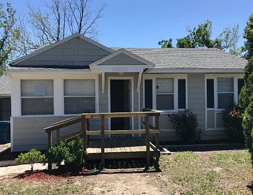 1st image of 724 Gardenia Ln