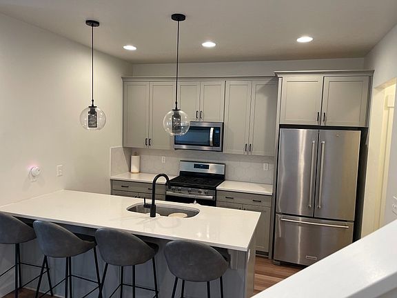 3rd image of 5147 N Marble Fox Way