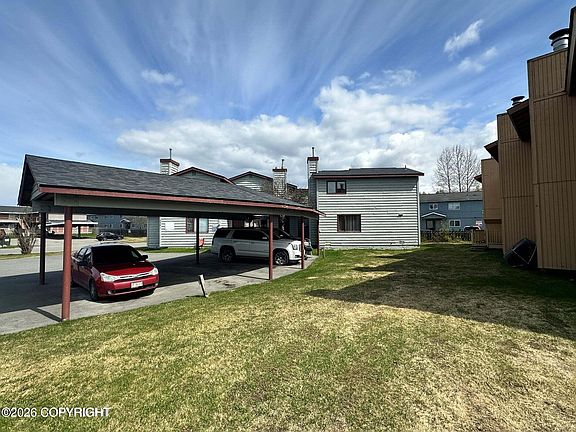 2nd image of 7301 Woburn Cir