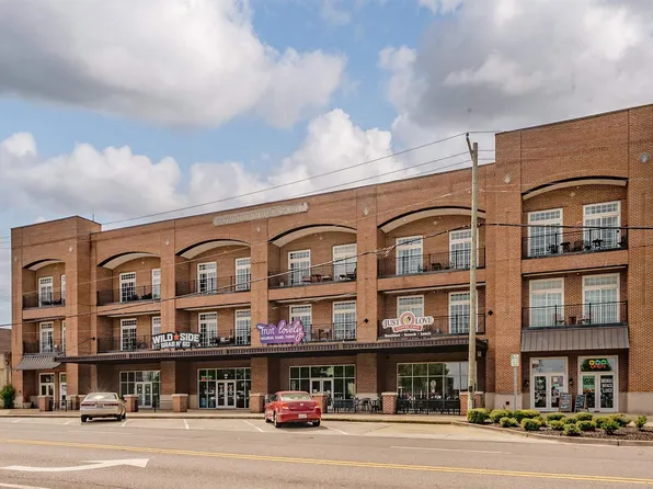 2529 University Blvd #10, Tuscaloosa, AL 35401