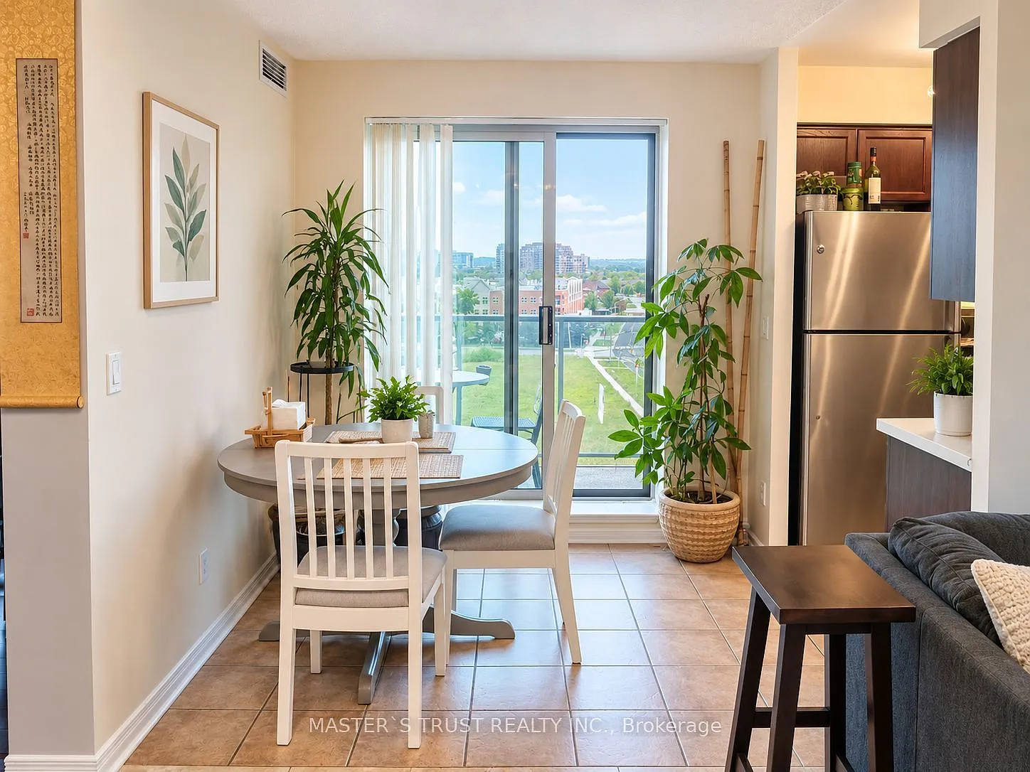 2 bed, $3,000 — Photo 2