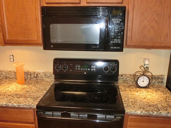 4th image of 7823 Bronze Pike Dr