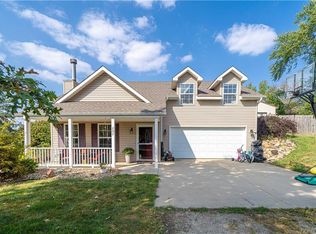 202 Field St, Gower, MO 64454