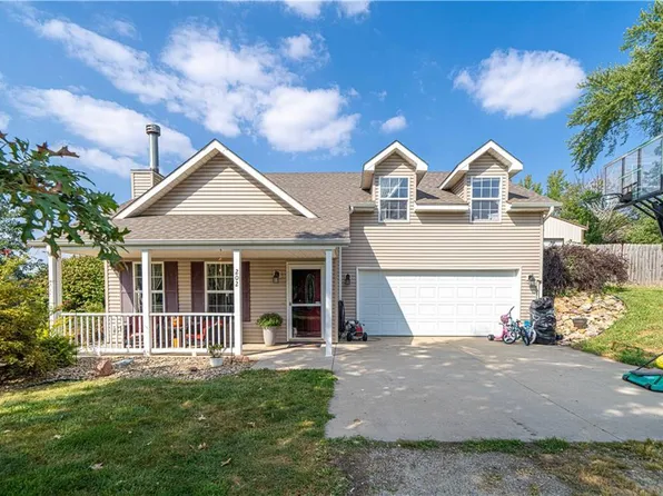 202 Field St, Gower, MO 64454