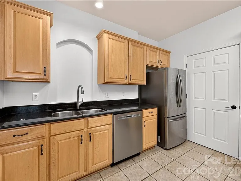 14437 San Paolo Ln — Photo 12