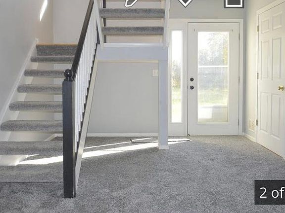 3rd image of 298 Pamela Ct