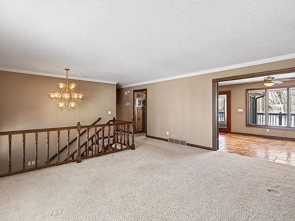 5th image of 4134 Red Oak Rdg