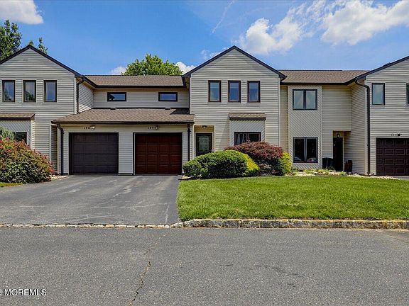 2nd image of 185 Pear Drive