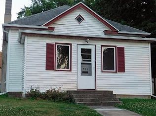 528 2nd Ave, Manilla, IA 51454