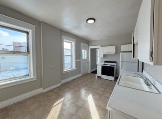 799 Niagara St APT 4, Buffalo, NY 14213