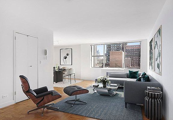 3rd image of 45 W 60th St APT 20D
