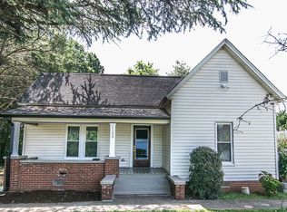 1133 Main Avenue Dr NW, Hickory, NC 28601