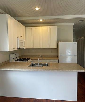 4th image of 282 Metairie Heights Ave