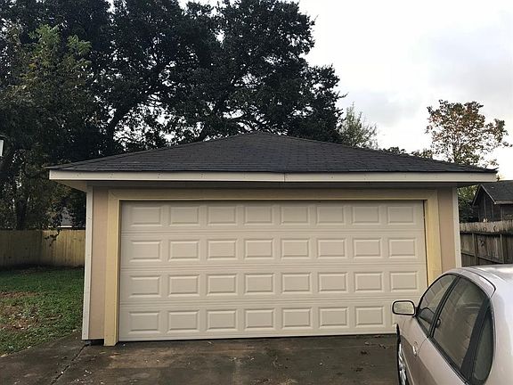 4th image of 334 La Fonda Dr