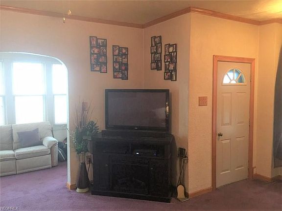 5th image of 1732 Maple Ave