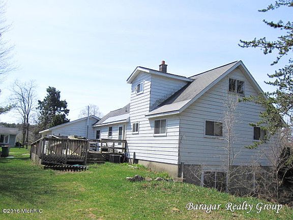 5th image of 9654 Pine Island Dr