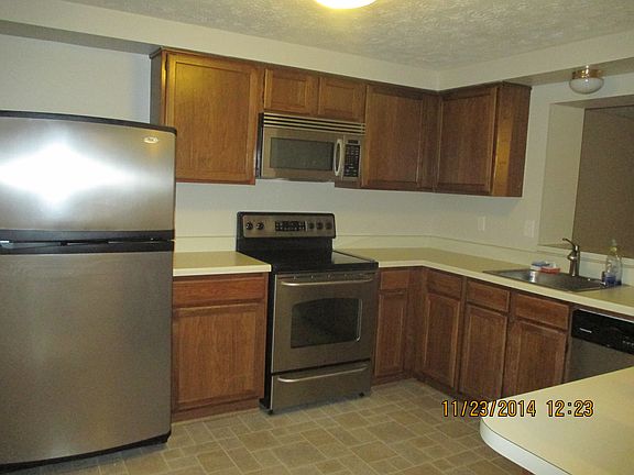 3rd image of 15101 Red Cedar Dr