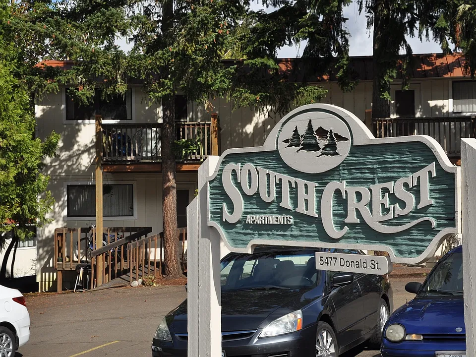 South Crest Apartments