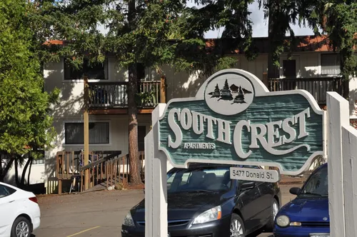 South Crest Apartments Photo 1